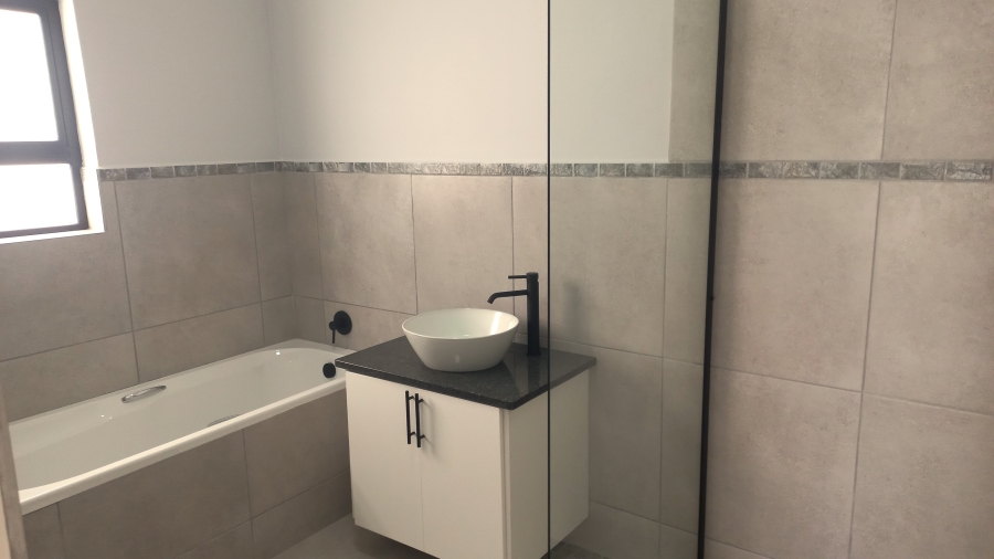 3 Bedroom Property for Sale in Sandy Point Western Cape